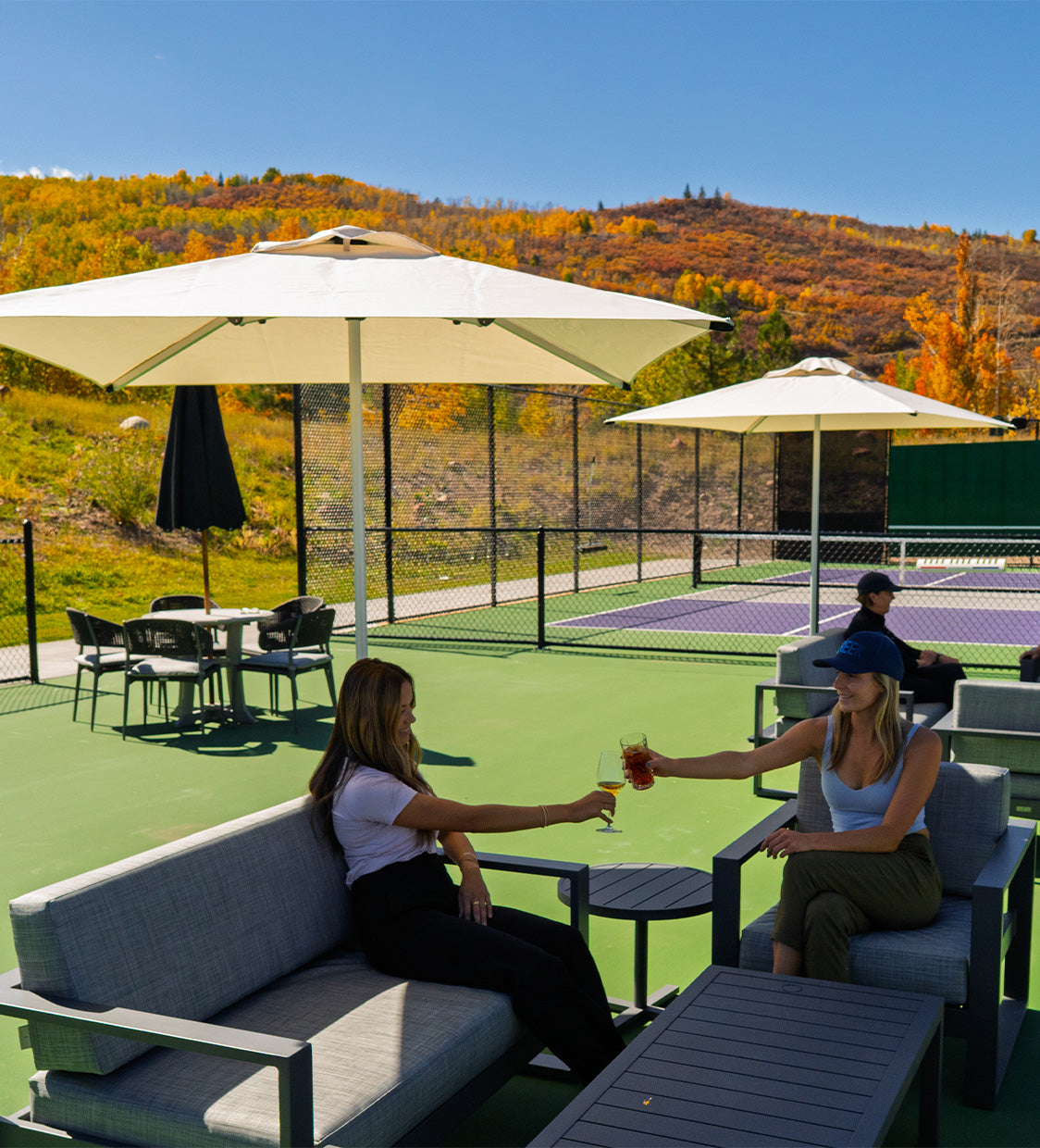 Why Resort Spaces Benefit from Well-Designed Patio Umbrellas