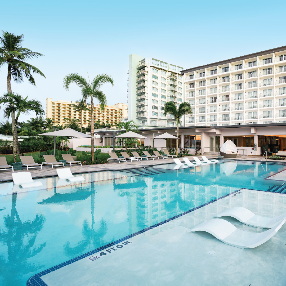 Case Study: Luxury Umbrellas at Crowne Plaza Resort