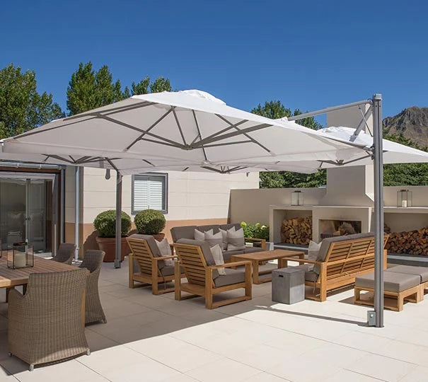 Cantilever umbrellas elevate experience at two top NZ wineries