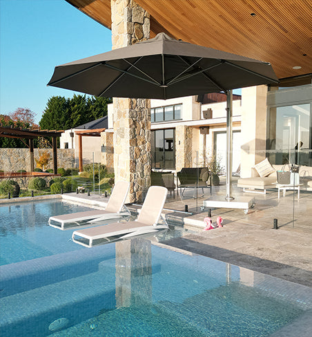 cantilever patio umbrella wind position adjustable function Double top design allows enough air flow and heat venting 360 Are Cantilever Umbrellas Ok In