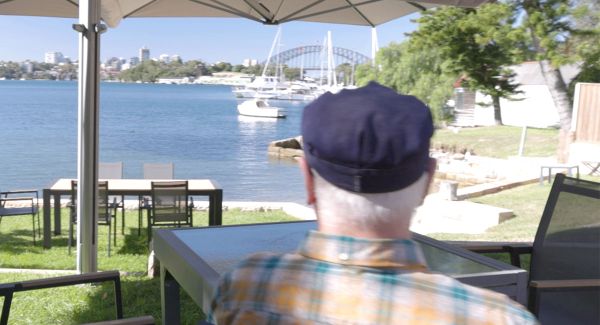 cantilever umbrella in Sydney