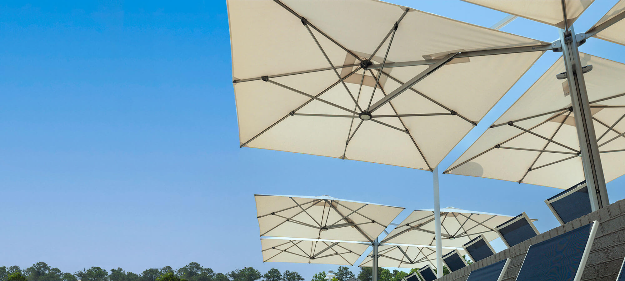 shadowspec-commercial-umbrellas